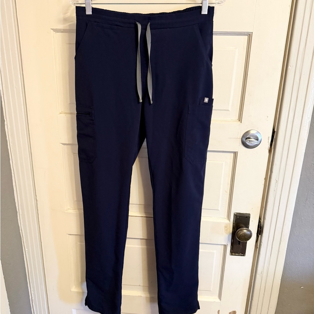 FIGS Technical Collection Cargo Scrub
Pants Blue TW2000T Women’s S/Tall
